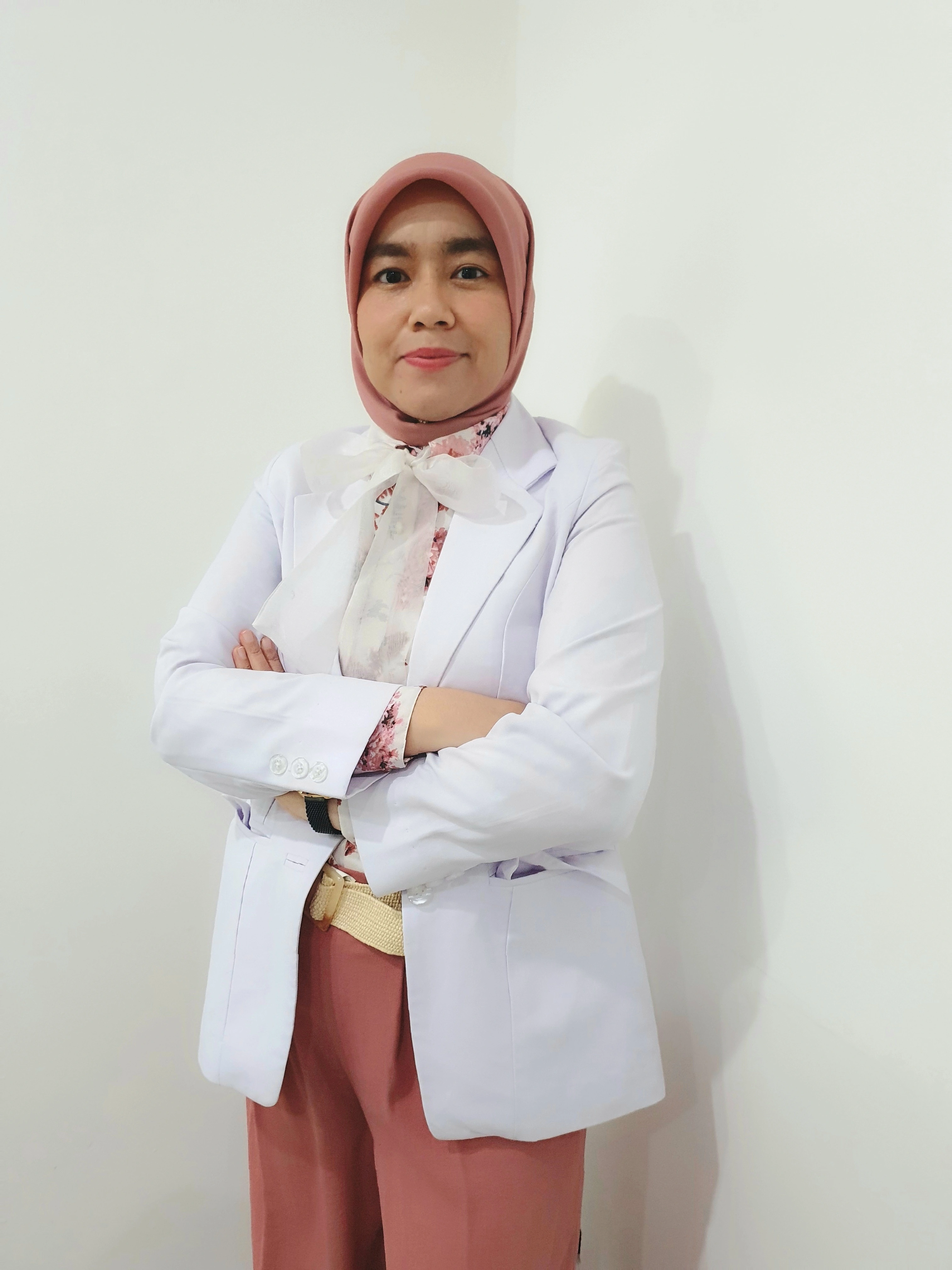 dr. Herlina Yani, M.Ked (PD), Sp.PD, K-Reumatologi