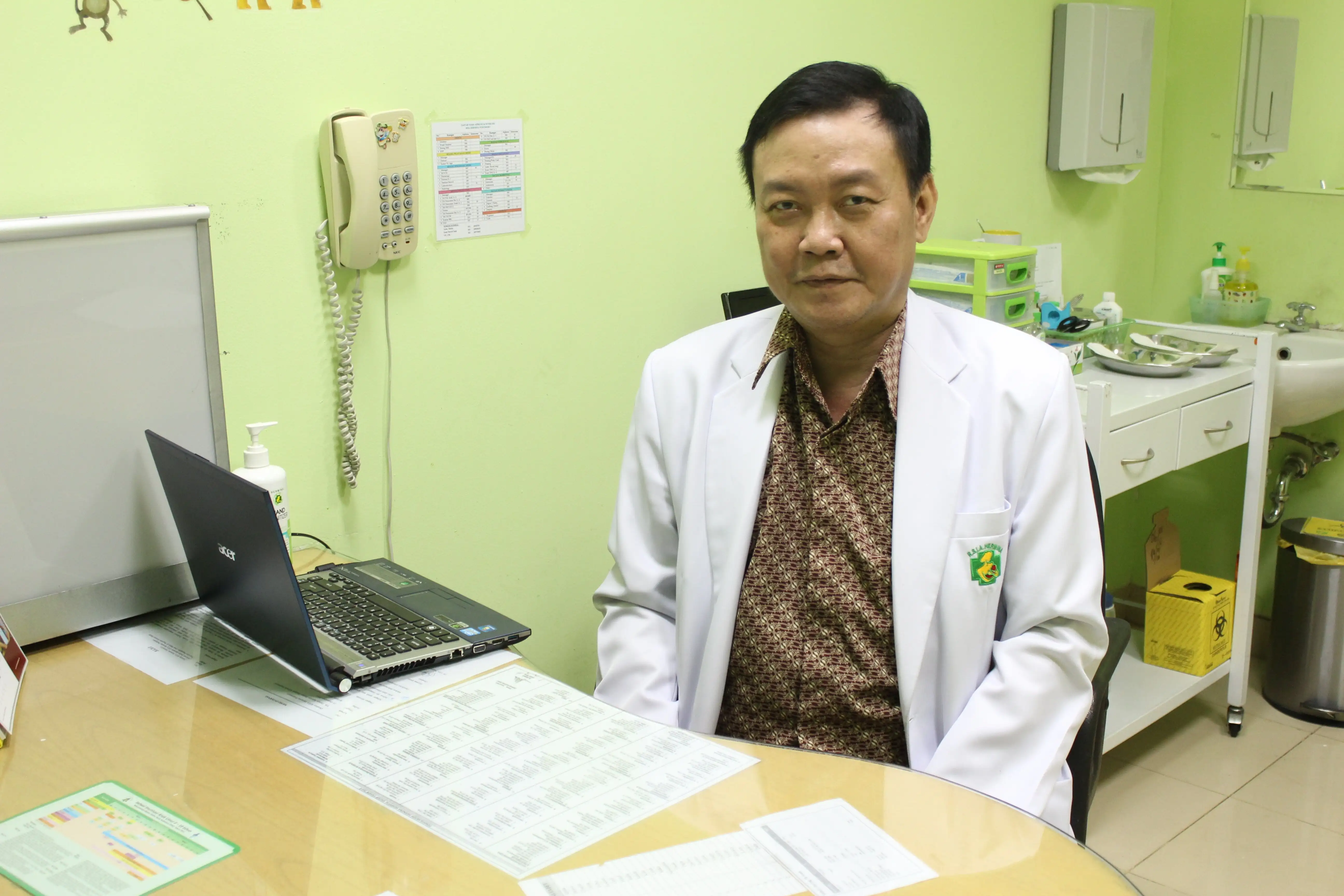 dr. AGUS SANTOSO, SpA