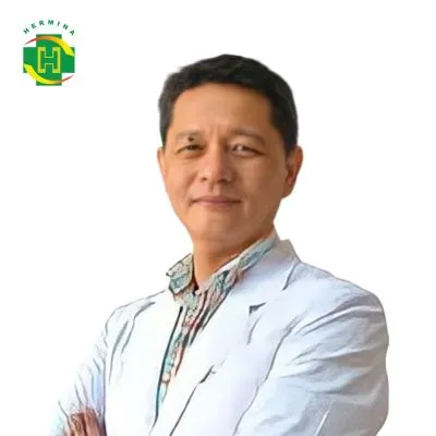 dr. Darwin Gozali, Sp.M