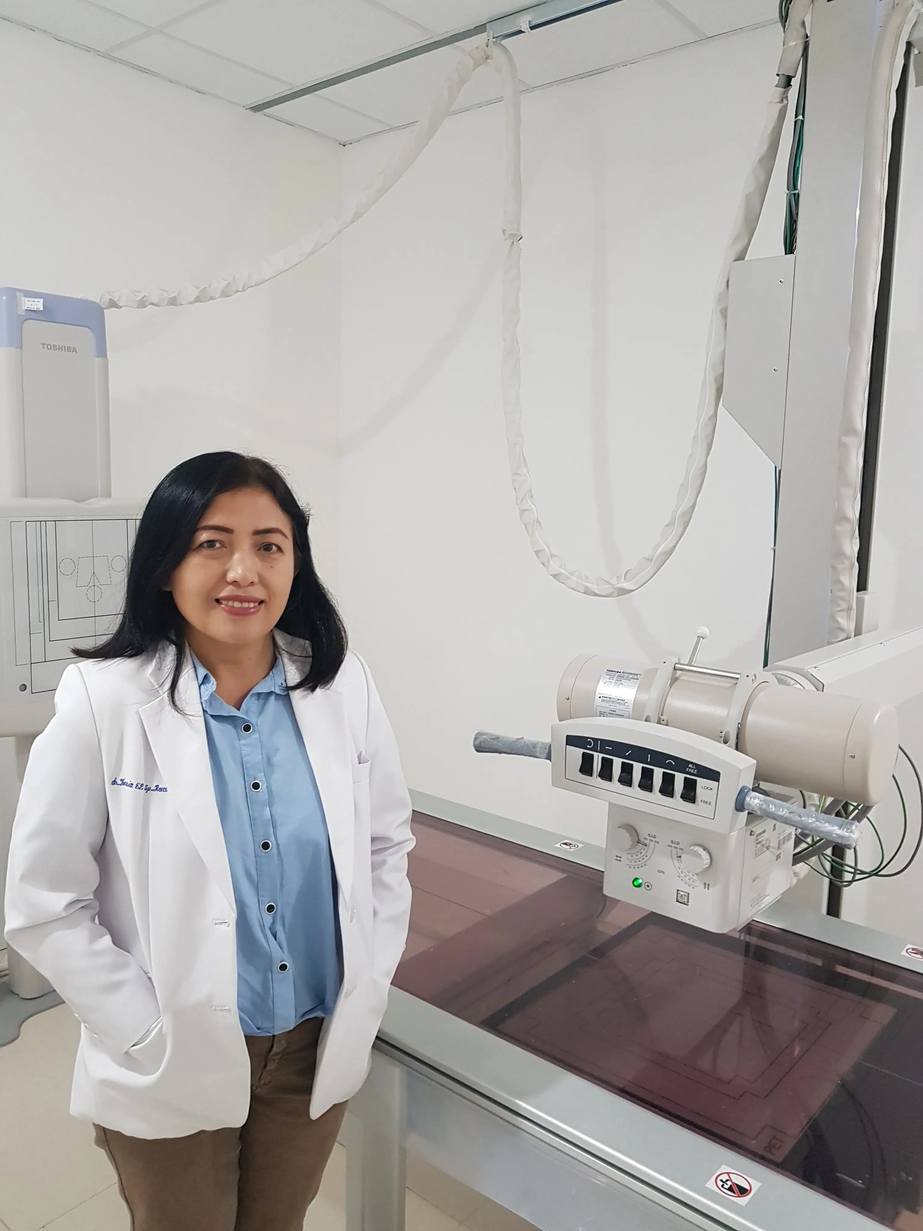 dr. Theresia Esa Paliling, Sp.Rad