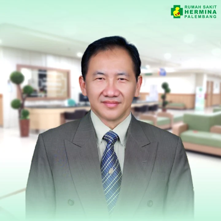 dr. H. Agustria Zainu Saleh, Sp.OG (K) Onk