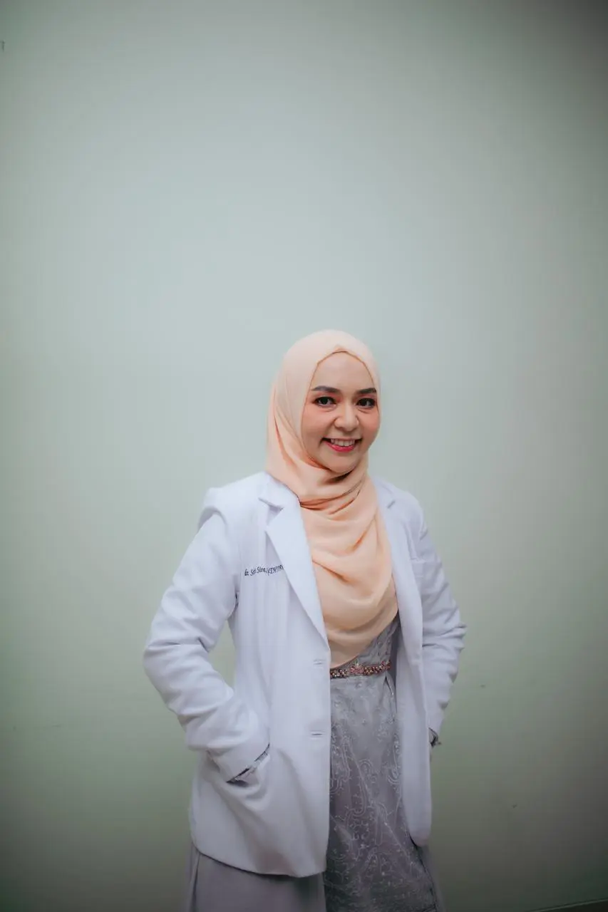 dr. Selvie Sira, Sp.THT-BKL