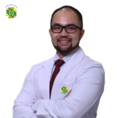 dr. Kevin Adrian Sp.B, M.Ked.Klin, FInaCS, FICS