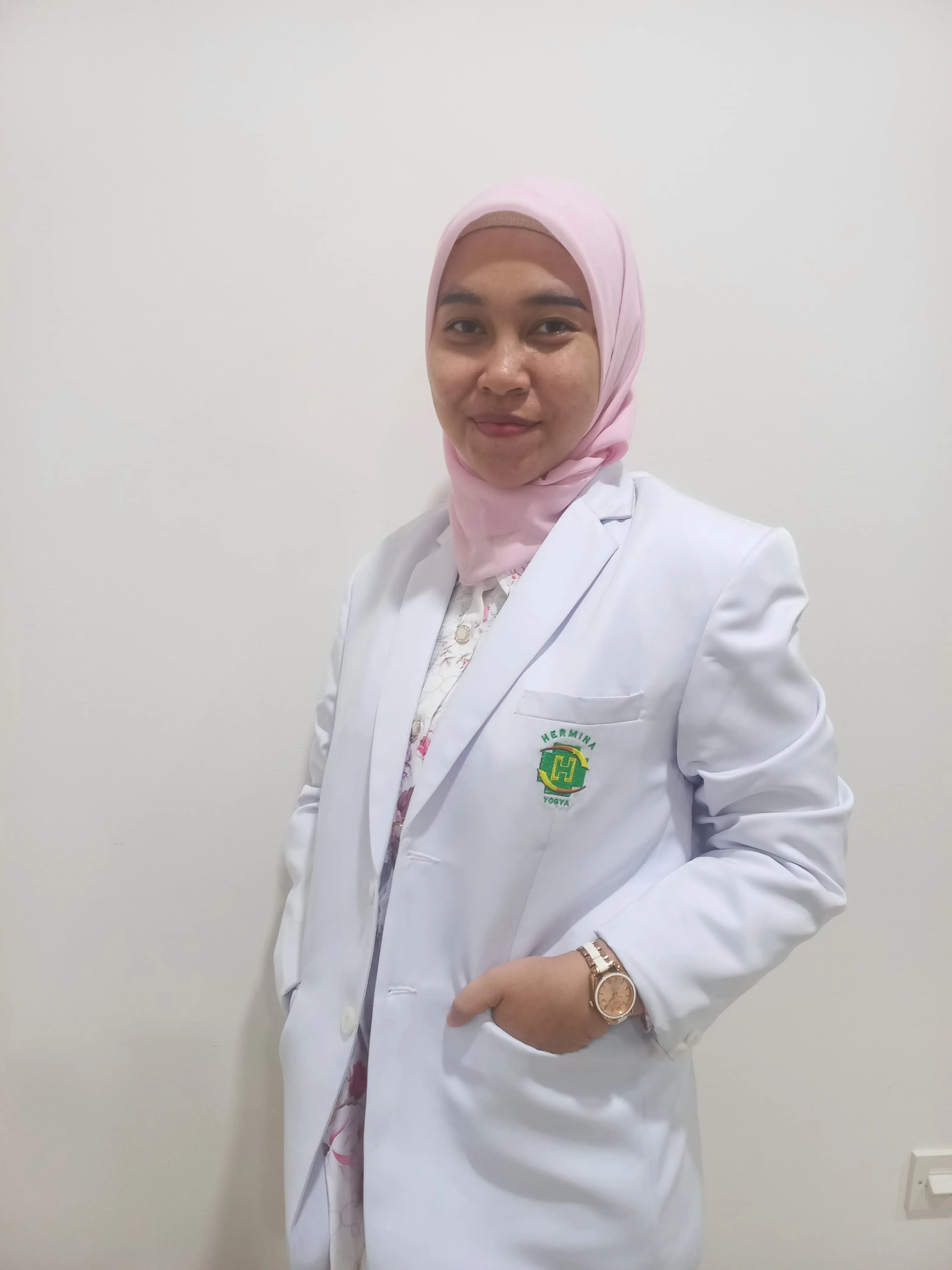 dr. Leni Rizki Dalimunthe, M.Ked (Ped), Sp.A
