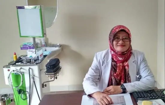 dr. Dinarviani DWI L, SpTHT -KL